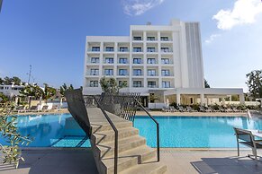 Anemi Hotel & Suites