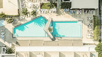 Anemi Hotel & Suites