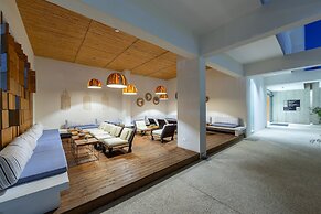 Anemi Hotel & Suites