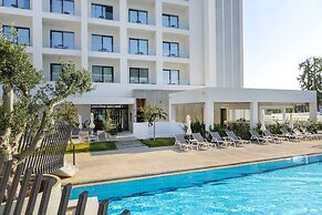Anemi Hotel & Suites