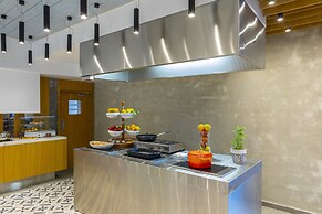 Anemi Hotel & Suites