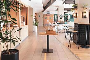 Travelodge BCN Cornellá Fira