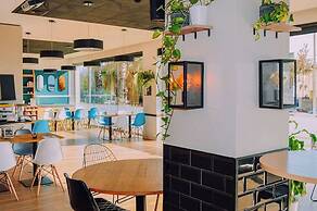 Travelodge BCN Cornellá Fira