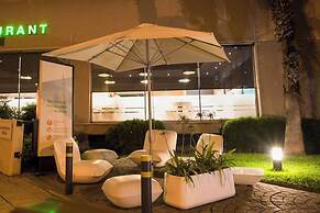 Travelodge BCN Cornellá Fira