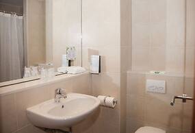 Travelodge BCN Cornellá Fira