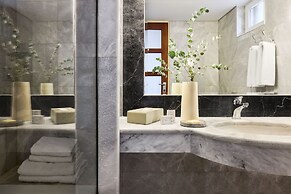 Aquila Rithymna Beach