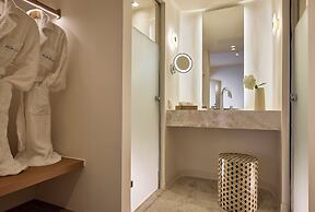 Aquila Rithymna Beach