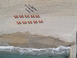 Aquila Rithymna Beach