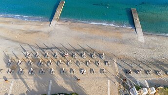 Aquila Rithymna Beach