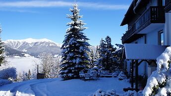 Blue Mountain Hotel