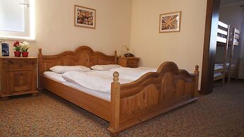 Blue Mountain Hotel