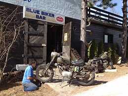Blue Mountain Hotel