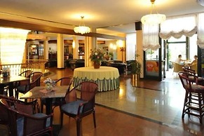 Park Hotel Oasi