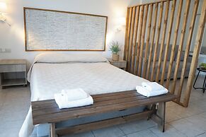 Akamanthea Holiday Village