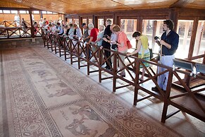 Akamanthea Holiday Village