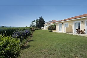 Akamanthea Holiday Village