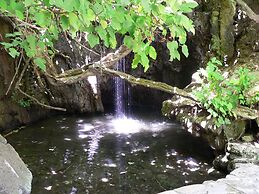 Akamanthea Holiday Village