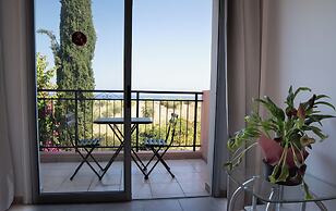 Akamanthea Holiday Village