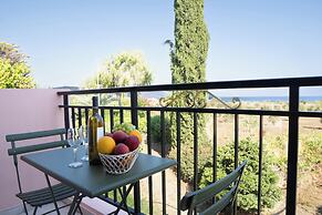 Akamanthea Holiday Village