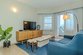 Comfort Inn & Suites Levittown