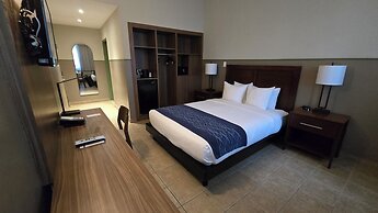 Comfort Inn & Suites Levittown