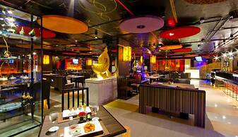 Tongtara Riverview Hotel