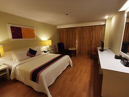 Tongtara Riverview Hotel