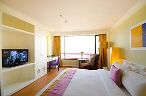 Tongtara Riverview Hotel