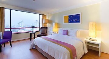 Tongtara Riverview Hotel