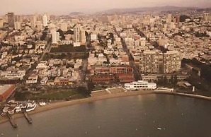 Fairmont Heritage Place, Ghirardelli Square