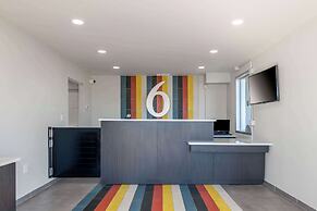 Motel 6 Commerce, GA