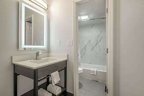 Motel 6 Commerce, GA