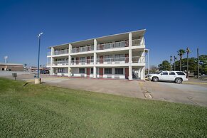 Americas Best Value Inn & Suites Humble