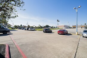 Americas Best Value Inn & Suites Humble