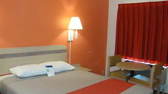 Motel 6 Marysville, CA