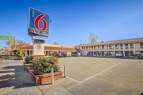 Motel 6 Marysville, CA