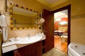 Palacio de La Magdalena Hotel