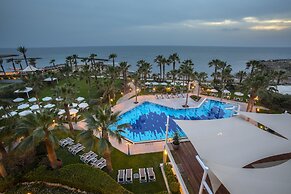 Aquamare Beach Hotel & Spa