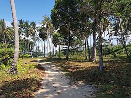 Tropicana Lanta Resort