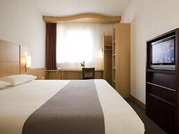 ibis Cotonou