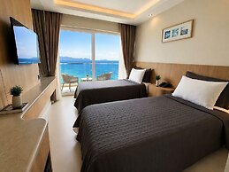 Aquarius Hotel