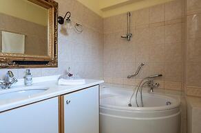 EXPLOR Mansion - Inclusive Experience