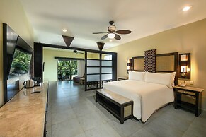 El Dorado Maroma, Catamarán, Cenote & More Inclusive