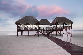 El Dorado Maroma, Catamarán, Cenote & More Inclusive