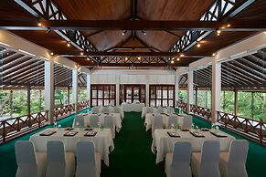 Cinnamon Lodge