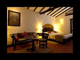 Cinnamon Lodge