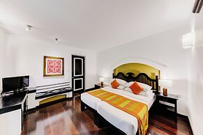 Cinnamon Lodge