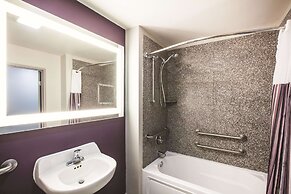 La Quinta Inn & Suites by Wyndham Walker - Denham Springs