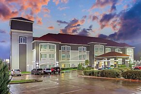 La Quinta Inn & Suites by Wyndham Cleburne