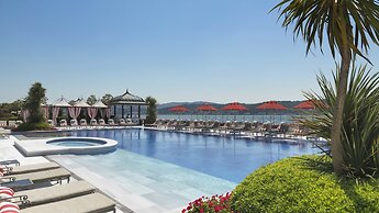 Four Seasons Hotel Istanbul at the Bosphorus